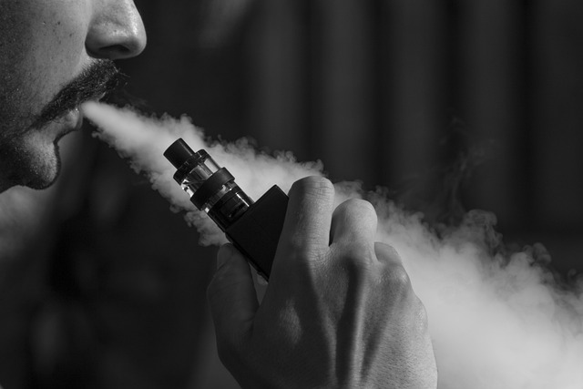 Is Vaping Better for Your Teeth? Analyzing the Impact
